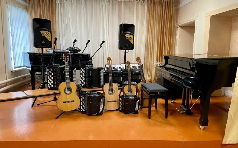 В Нижегородской области 10 детских школ искусств получили оснащение в 2025 году